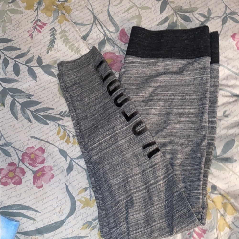 Pink Victoria’s Secret leggings - Picture 1 of 1